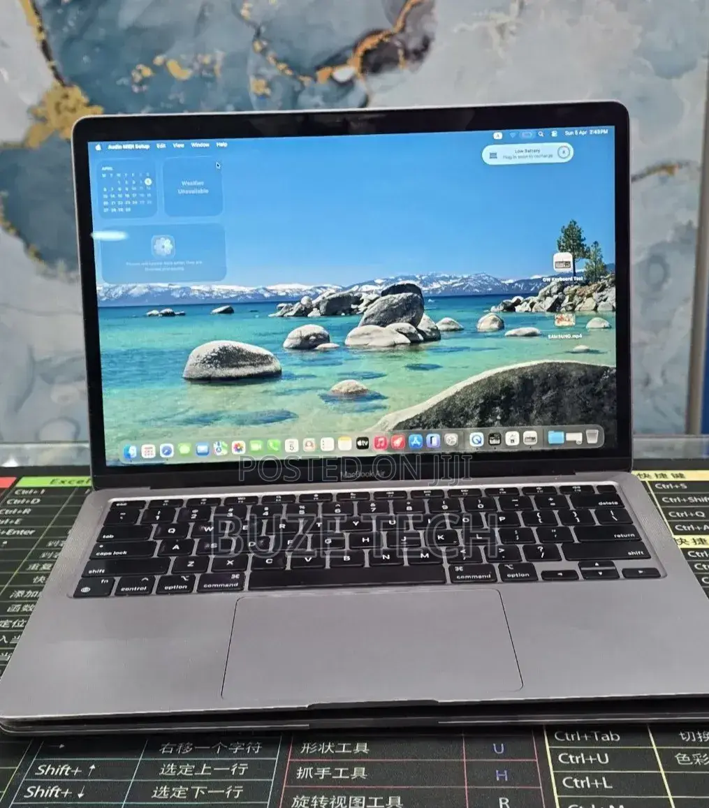 New Laptop Apple MacBook Air 2020 M1 8GB Apple M1 SSD 256GB