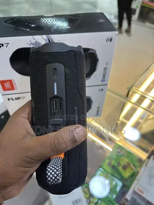 JBL Flip 7 Portable Wireless Bluetooth Speaker