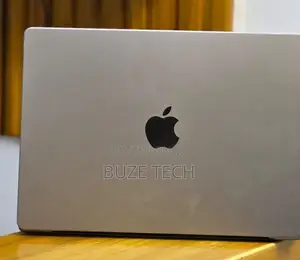 New Laptop Apple MacBook Pro 2021 M1 16GB Apple M1 Pro SSD 1T