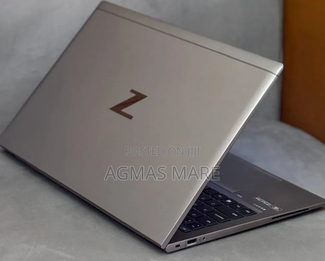 New Laptop HP ZBook Firefly G8 16GB Intel Core i5 SSD 512GB
