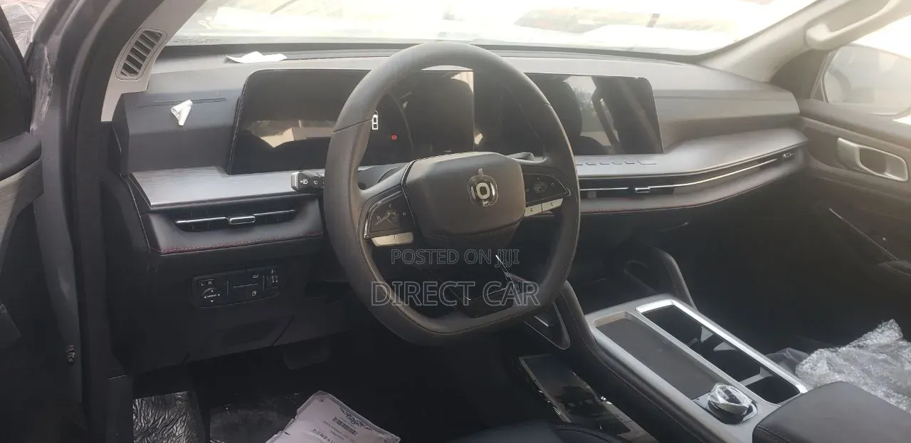 New Changan Hunter Plus 2.0 Petrol 4x4 2025 Silver