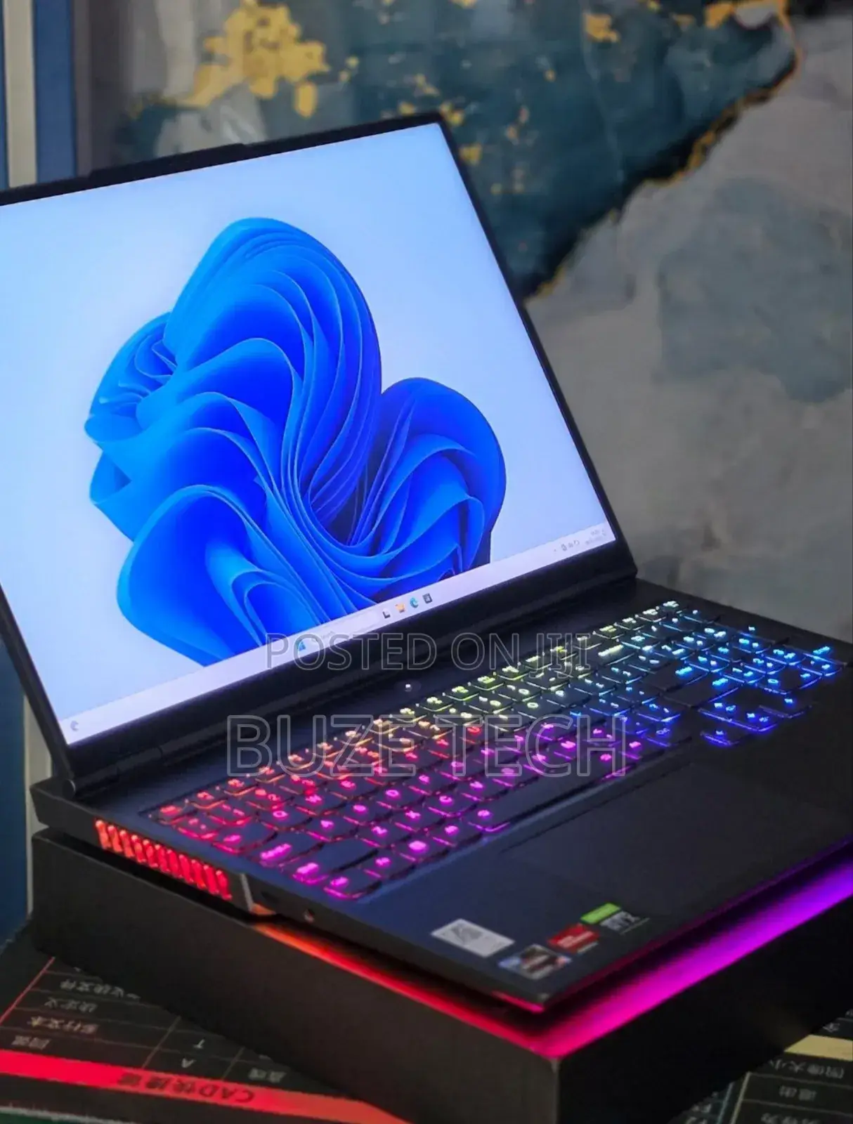 New Laptop Lenovo Legion 9 32GB AMD Ryzen 9 SSD 1T