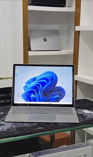 New Laptop Microsoft Surface Laptop 4 16GB Intel Core i5 SSD 512GB