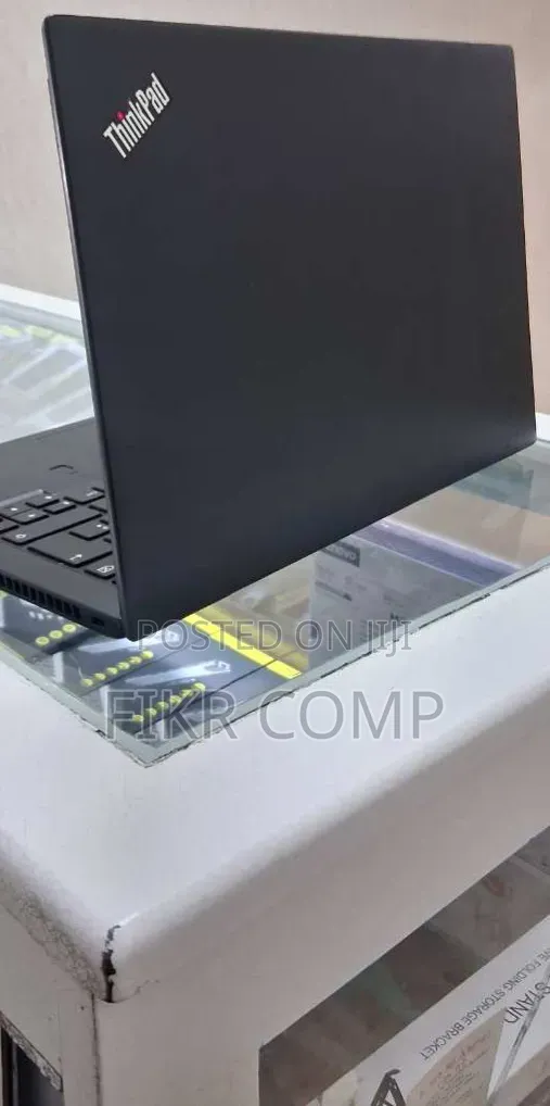 New Laptop Lenovo ThinkPad T480s 16GB Intel Core i5 SSD 256GB