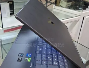 New Laptop HP 16GB Intel Core i7 SSD 1T