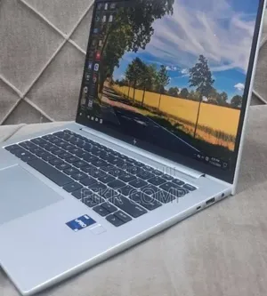 New Laptop HP EliteBook 830 G9 16GB Intel Core i5 SSD 512GB