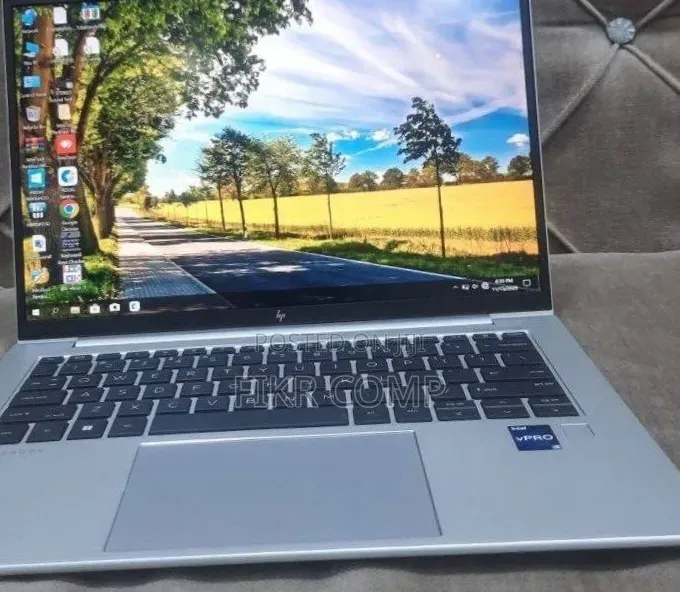 New Laptop HP EliteBook 830 G9 16GB Intel Core i5 SSD 512GB