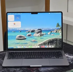 New Laptop Apple MacBook Air 2022 M2 16GB Apple M2 SSD 256GB