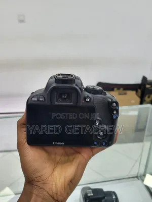 Canon 100d Camera