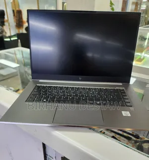 New Laptop HP ZBook Studio 32GB Intel Core i9 SSD 512GB