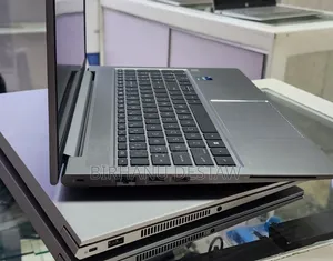 New Laptop HP ZBook Studio 32GB Intel Core i9 SSD 512GB