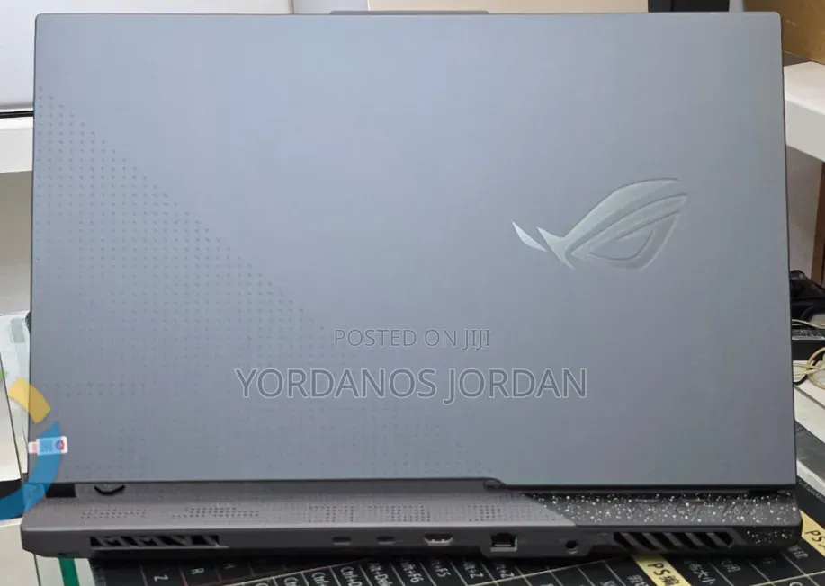 New Laptop Asus ROG Strix G17 16GB AMD Ryzen 9 SSD 1T