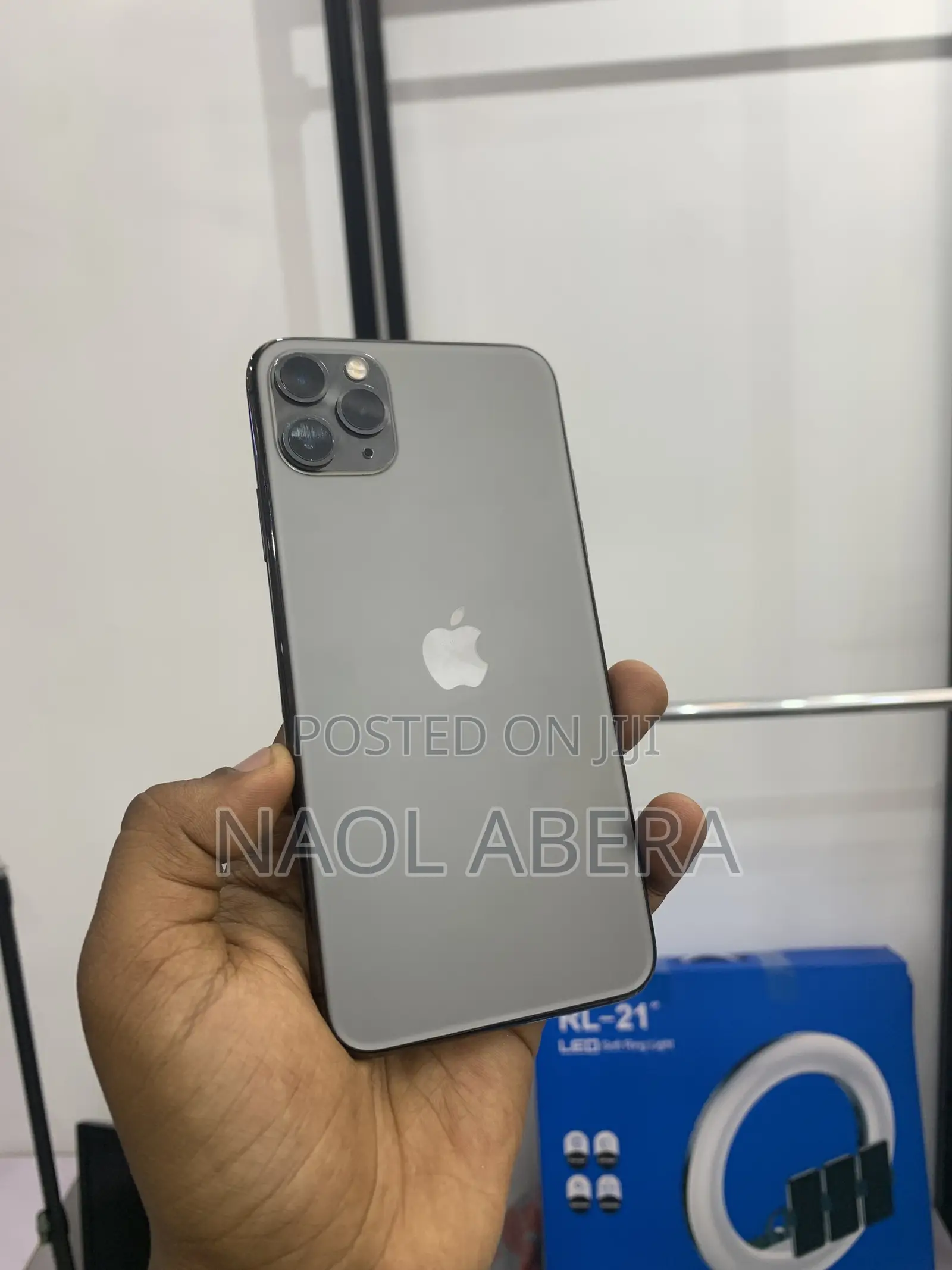 New Apple iPhone 11 Pro Max 256 GB