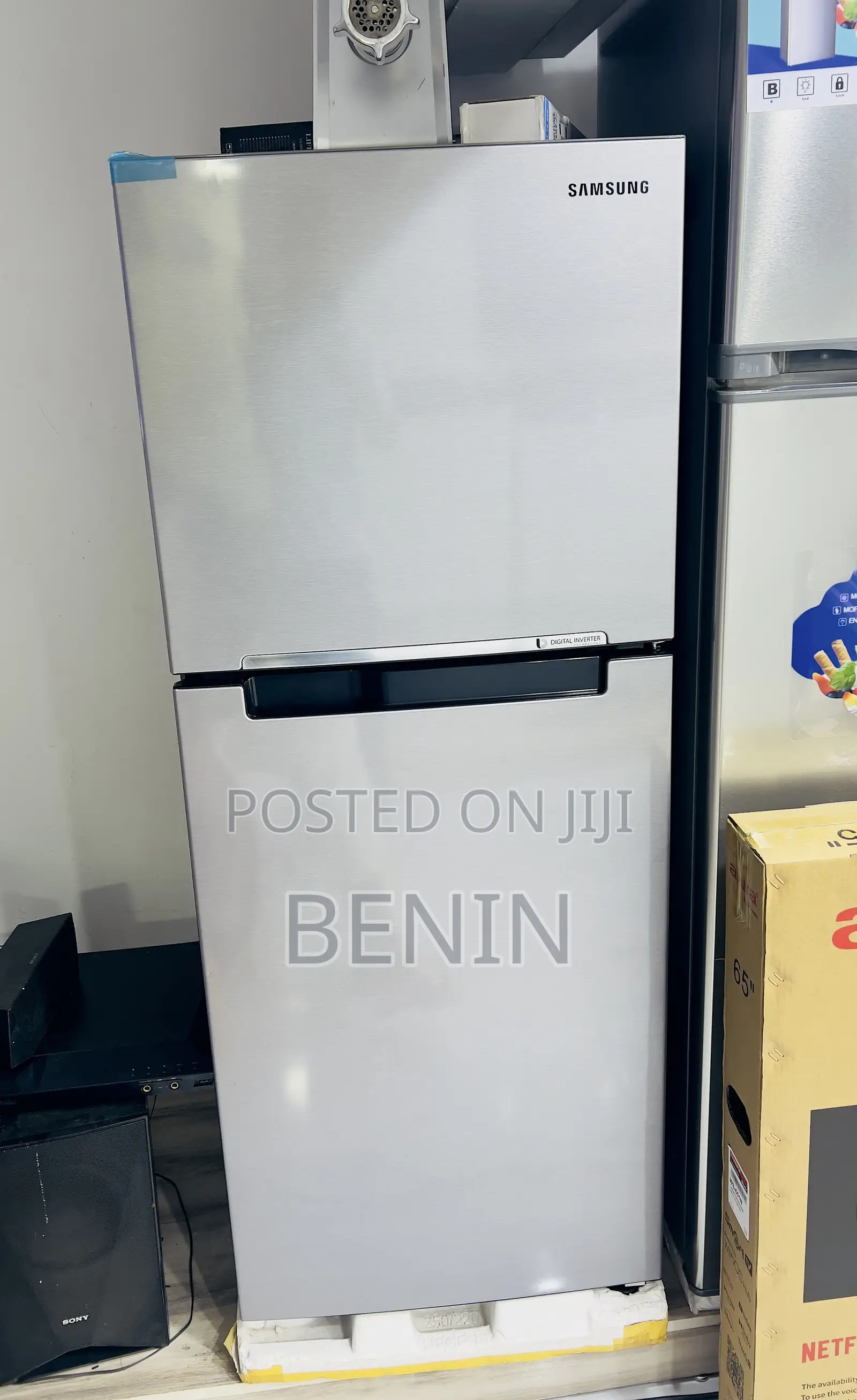Samsung Refrigerator 260.Litter Fan System Deliver