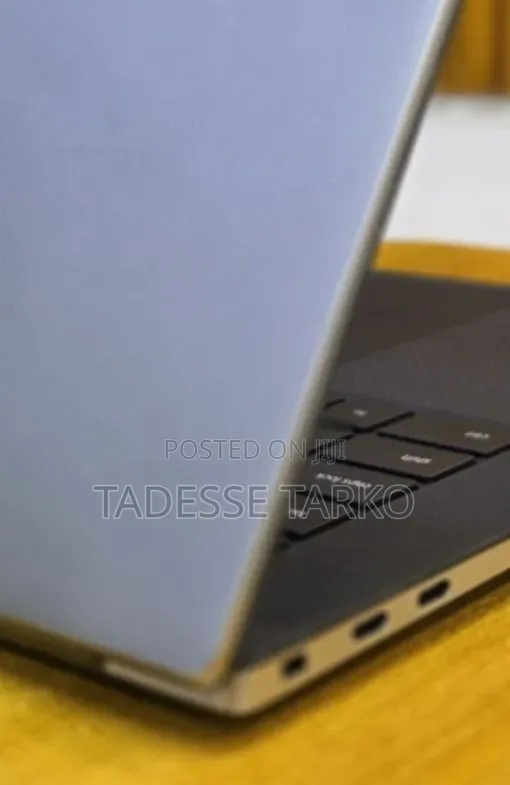 New Laptop Dell Precision 5560 16GB Intel Core i7 SSD 512GB