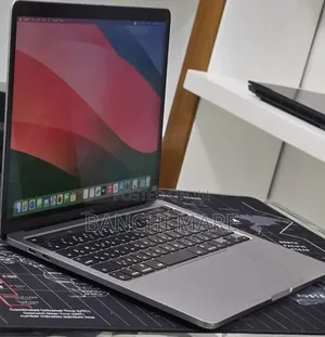 New Laptop Apple MacBook Pro 8GB Intel Core i5 SSD 512GB