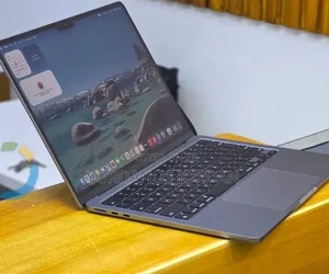 New Laptop Apple MacBook Air 2022 M2 8GB Apple M2 SSD 256GB