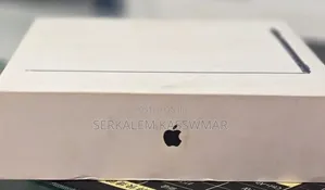 New Laptop Apple MacBook Air 2025 M4 16GB Apple M4 SSD 256GB