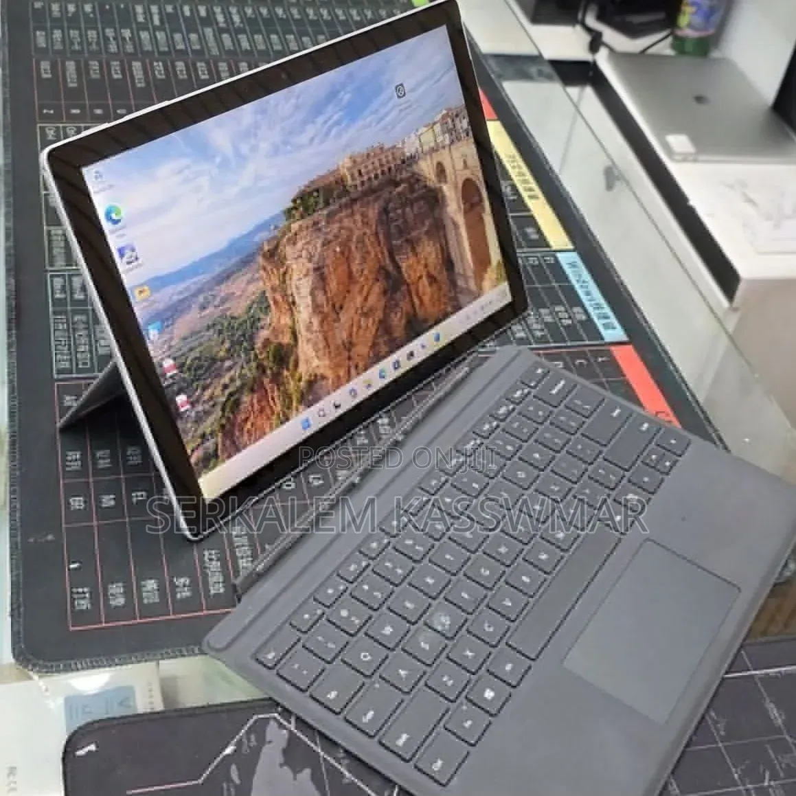 New Laptop Microsoft Surface Pro 7 16GB Intel Core i7 SSD 512GB