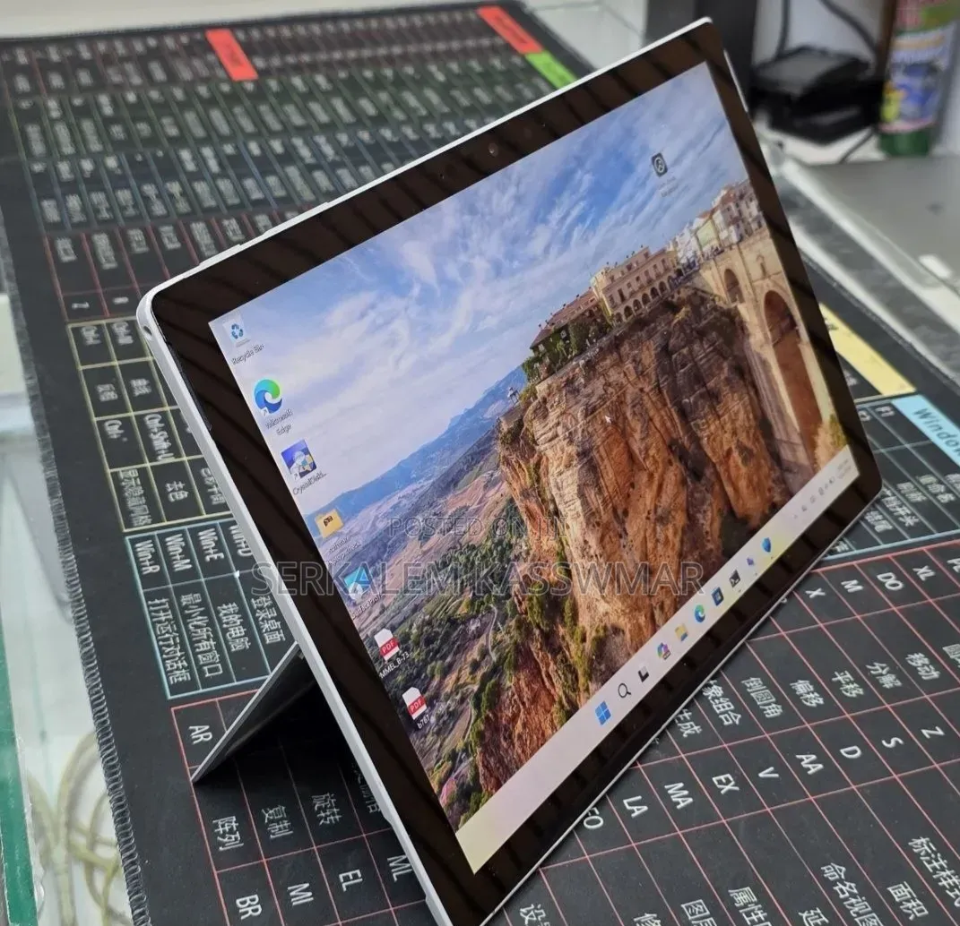 New Laptop Microsoft Surface Pro 7 16GB Intel Core i7 SSD 512GB