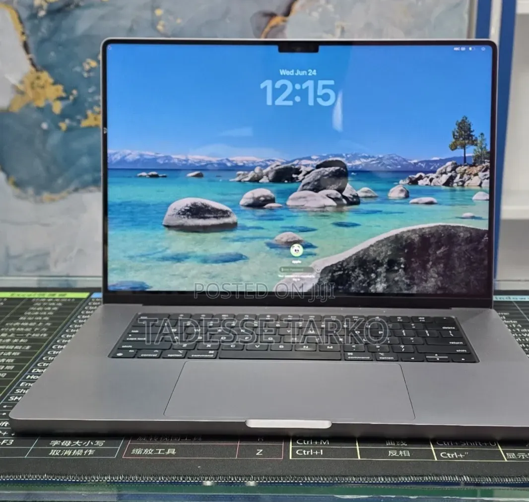New Laptop Apple MacBook Pro 2021 M1 32GB Apple M1 Pro SSD 512GB
