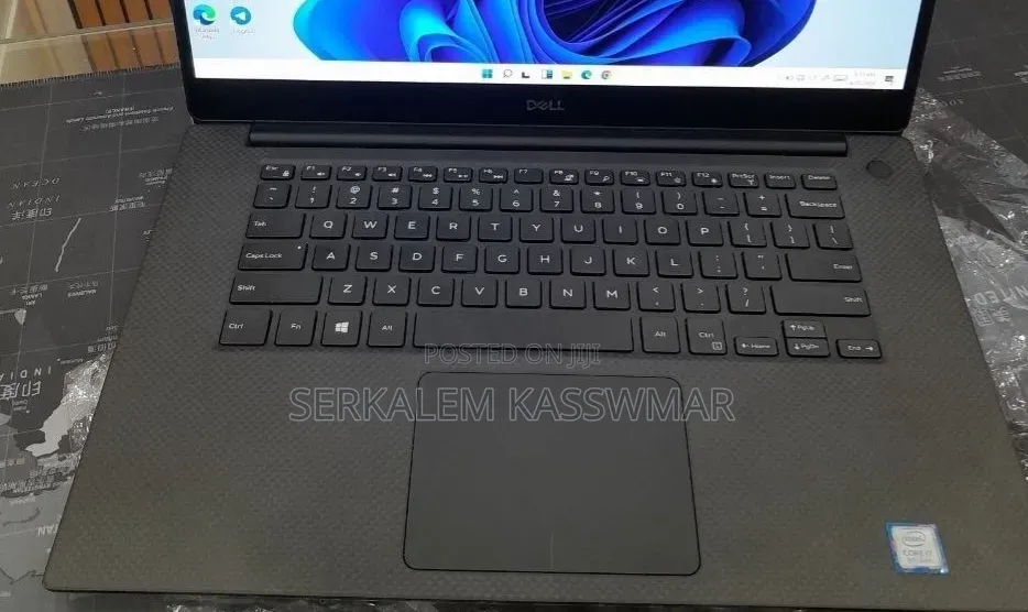 New Laptop Dell XPS 15 16GB Intel Core i7 SSD 512GB