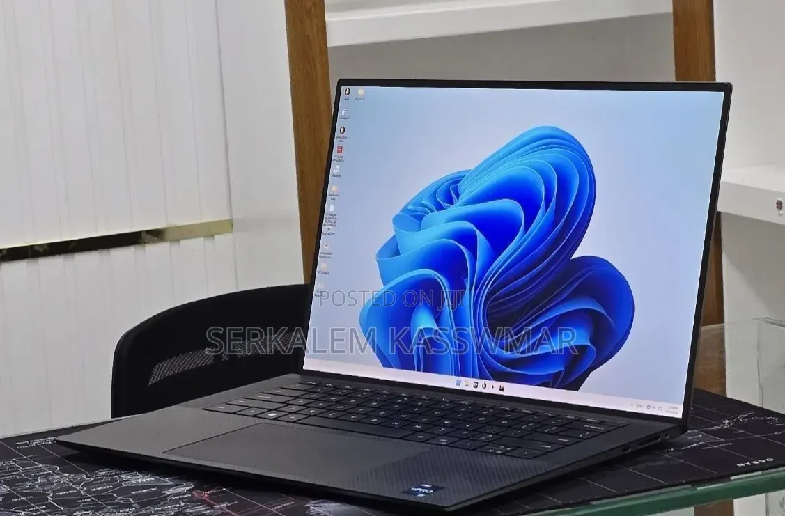 New Laptop Dell 16GB Intel Core i7 SSD 1T