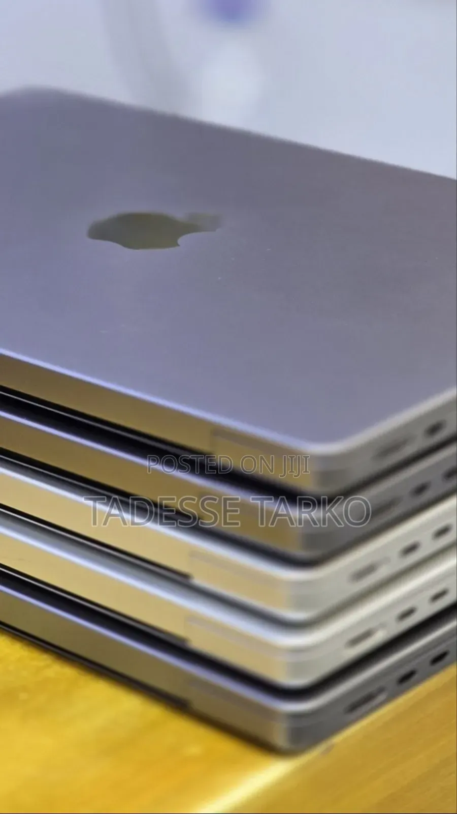 New Laptop Apple MacBook Pro 2021 M1 16GB Apple M1 Pro SSD 512GB