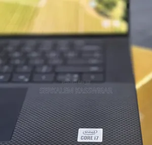 New Laptop Dell XPS 15 16GB Intel Core i7 SSD 512GB