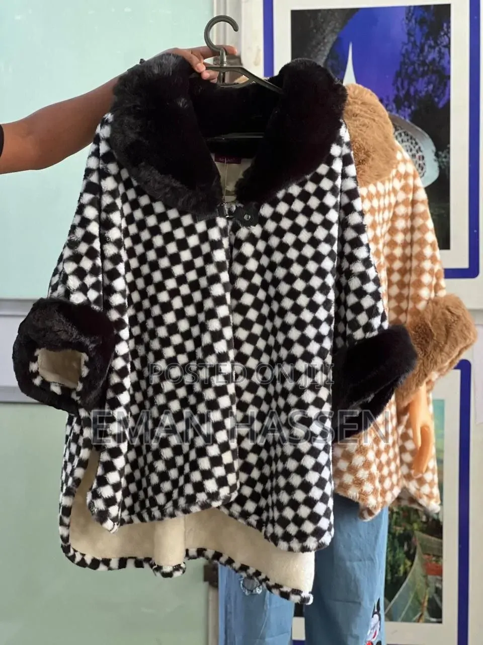 የሴቶች ጋውን ልብስ