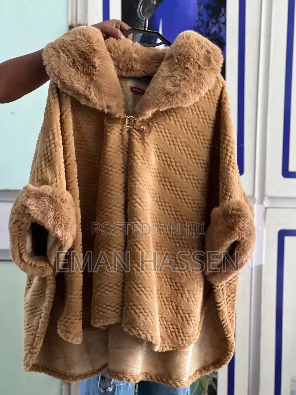 የሴቶች ጋውን ልብስ