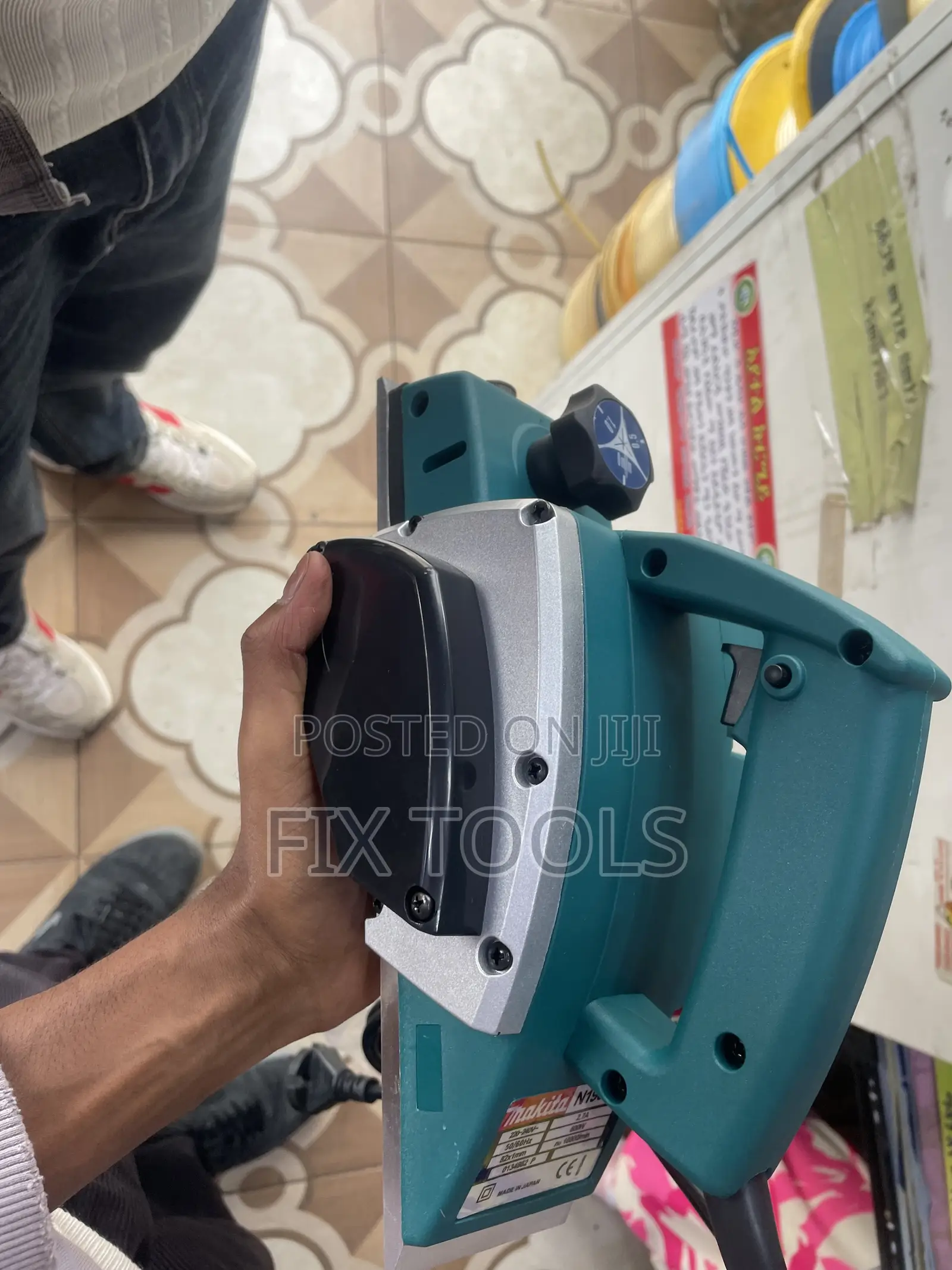 Makita Wood Planer Machine 600 Watt