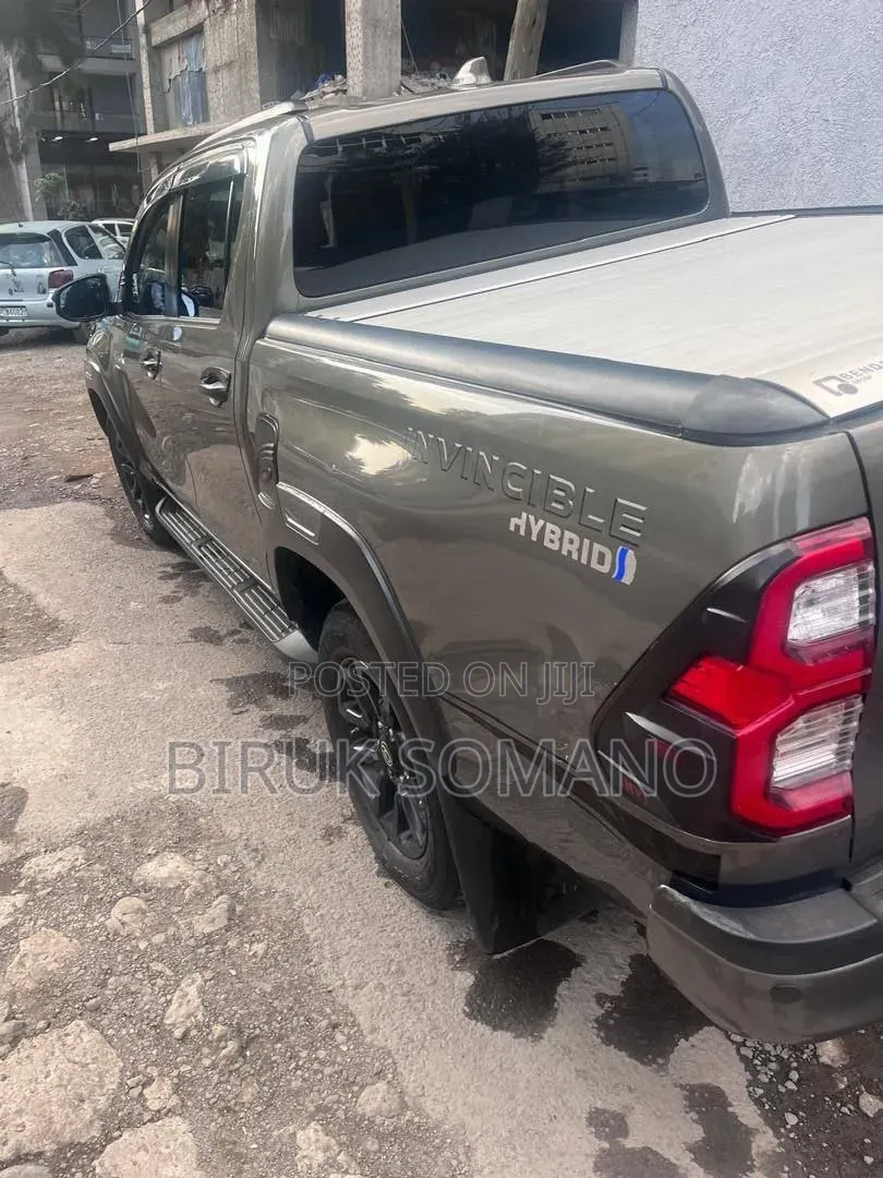 Toyota Hilux 2025