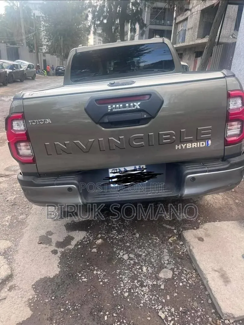 Toyota Hilux 2025