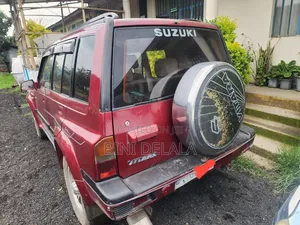 Suzuki Vitara 1991 Red