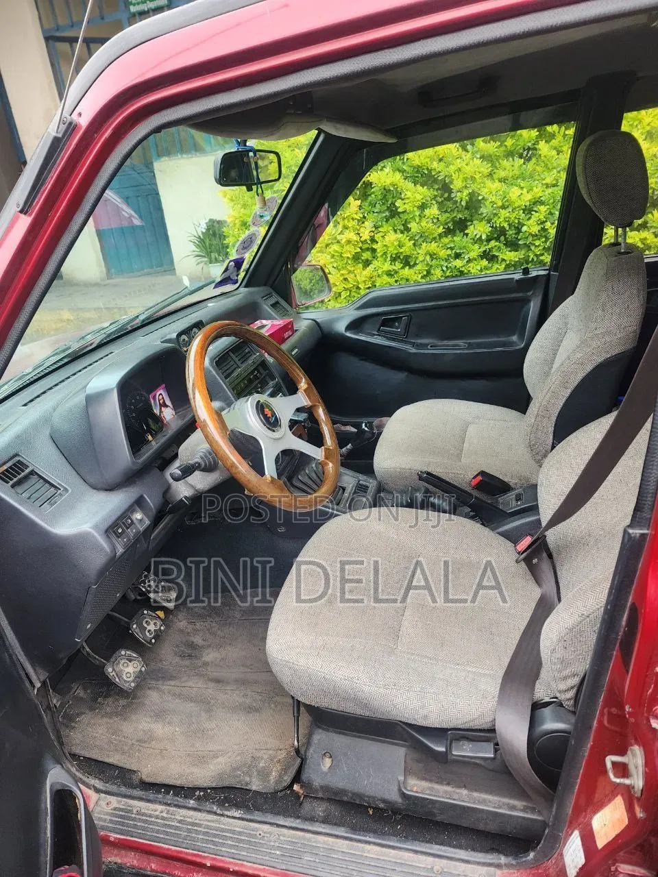 Suzuki Vitara 1991 Red
