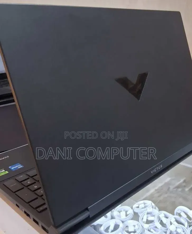 New Laptop HP Victus 15 24GB Intel Core i5 SSD 512GB