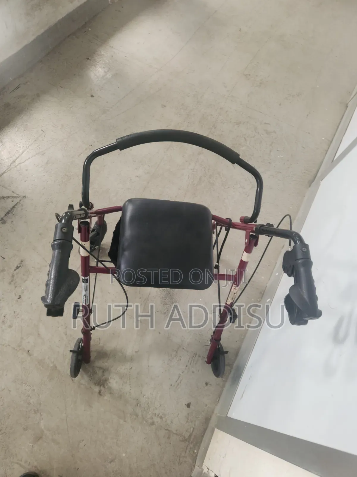 Probasics Aluminum Rollator Walker With a Padded Seat and Backrest