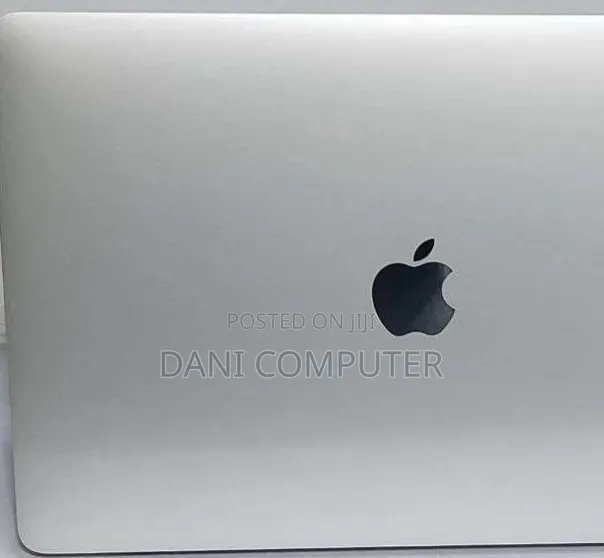 New Laptop Apple MacBook 2020 16GB Intel Core i7 SSD 512GB