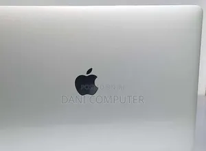 New Laptop Apple MacBook 2020 16GB Intel Core i7 SSD 512GB