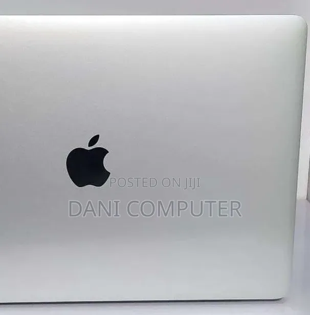 New Laptop Apple MacBook 2020 16GB Intel Core i7 SSD 512GB