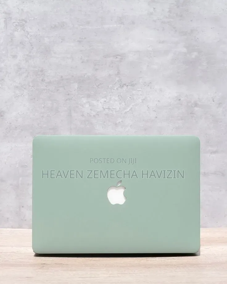 New Laptop Apple MacBook 2015 8GB Intel Core i5 SSD 128GB