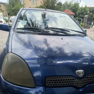 Toyota Vitz 2001 Blue