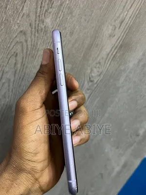 Apple iPhone 11 64 GB Purple