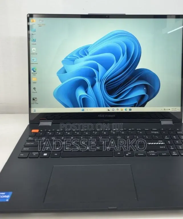 New Laptop Asus Vivobook 15 16GB Intel Core i5 SSD 512GB