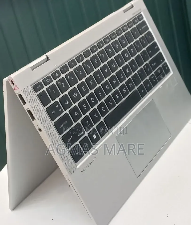 New Laptop HP EliteBook 830 G8 32GB Intel Core i7 SSD 512GB