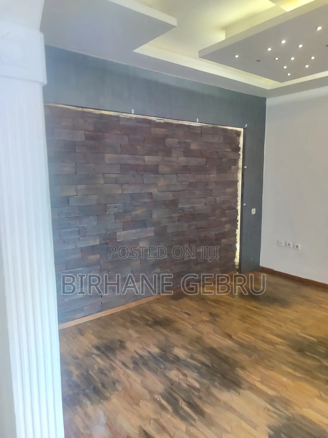 6bdrm House in G+1 House, Bole for rent