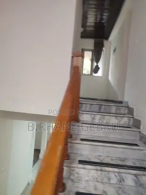 6bdrm House in G+1 House, Bole for rent