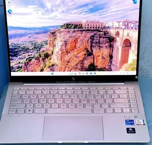 New Laptop HP 16GB Intel Core i5 SSD 1T