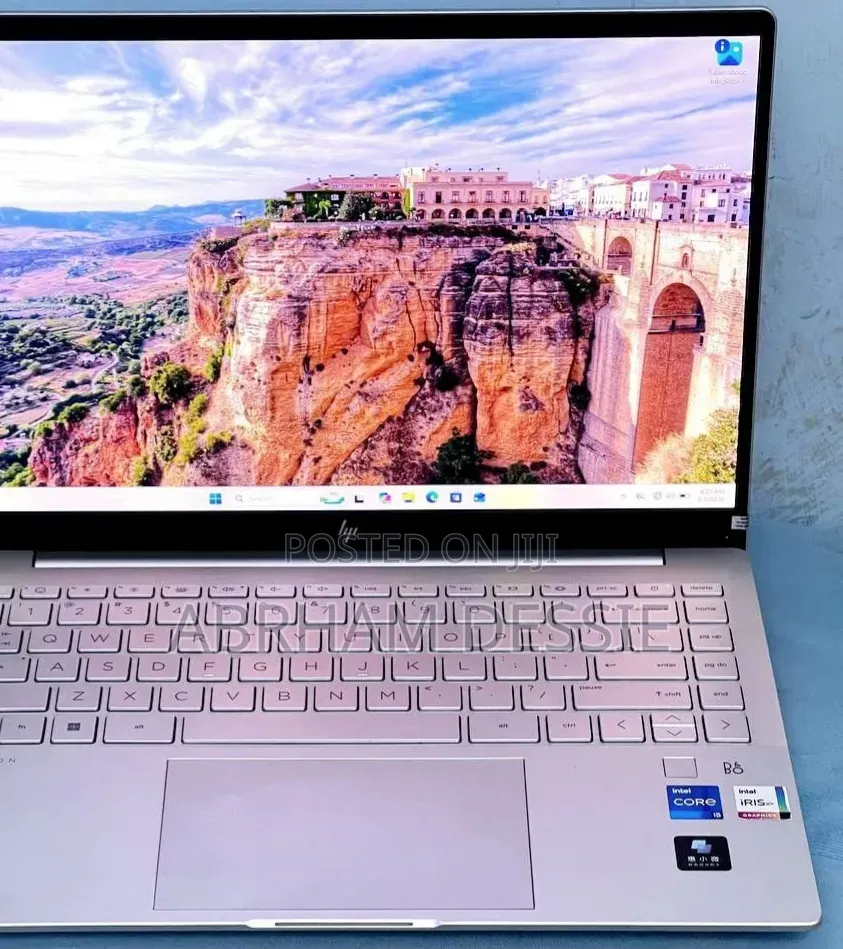 New Laptop HP 16GB Intel Core i5 SSD 1T